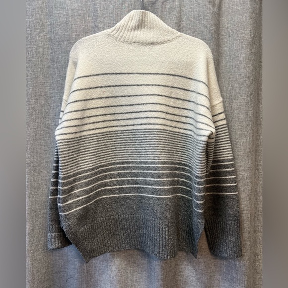 Women's Simply Vera Sweater XL - Picture 5 of 6